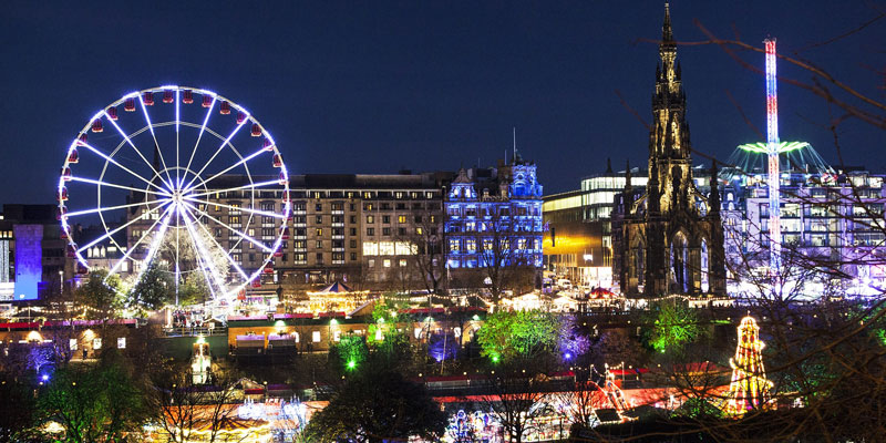 Hogmanay Taxis in Edinburgh – Book in Advance