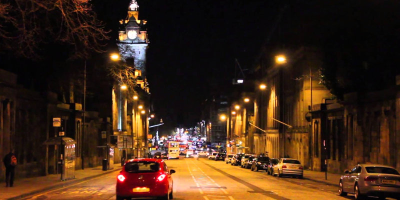 To Taxi or Trek? Four Reasons to Book a Cab Home After a Night Out in Edinburgh